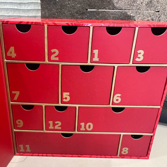 Empty calendar box from Neiman Marcus luxury beauty advent storage boxes - Picture 3 of 5